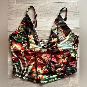 Urban Outfitters | Multicolor Floral Crop Top